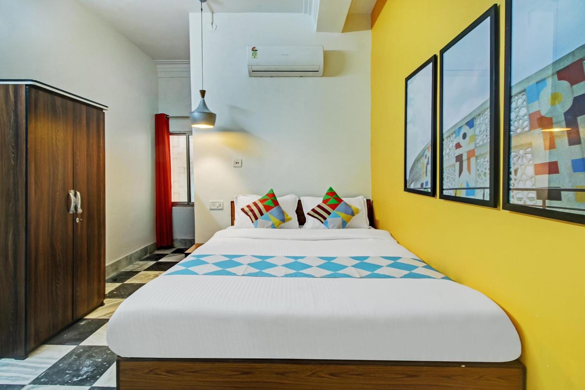 Hotel O Nilay Guest House Behala Exterior photo