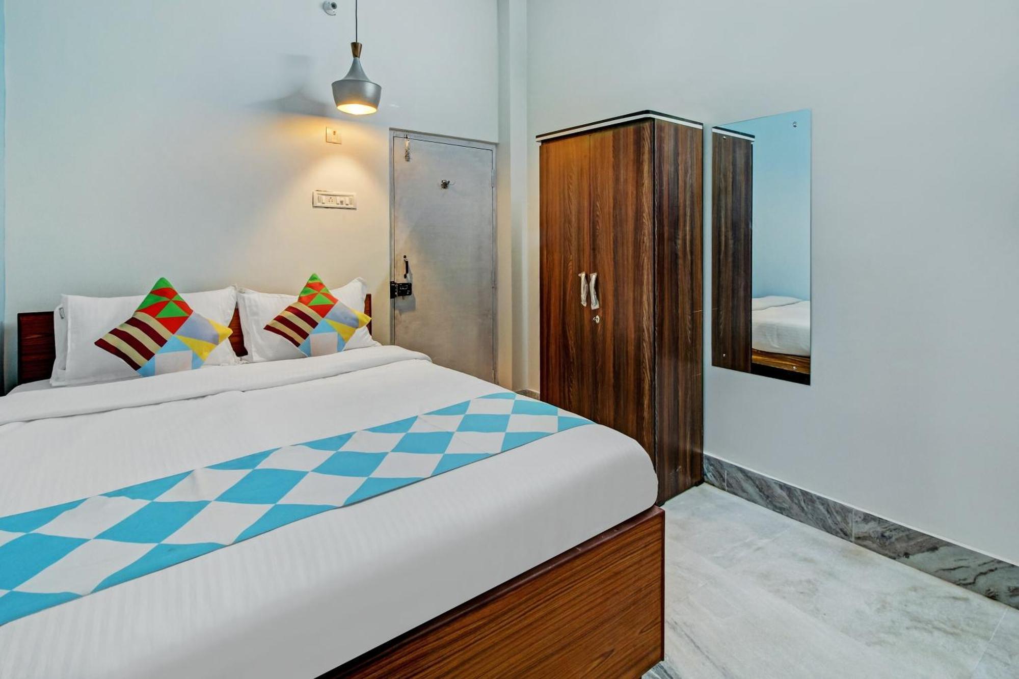 Hotel O Nilay Guest House Behala Exterior photo