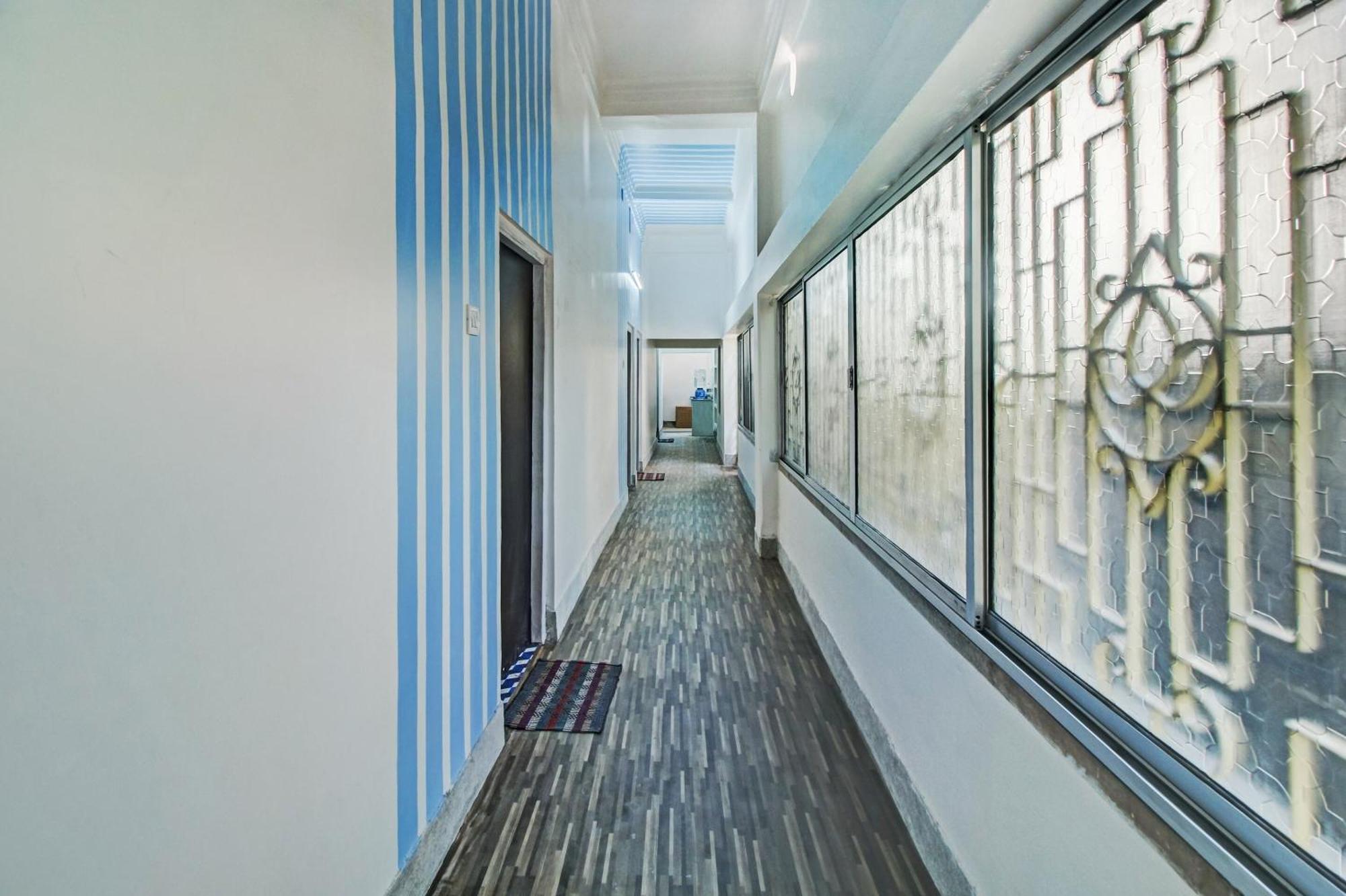 Hotel O Nilay Guest House Behala Exterior photo