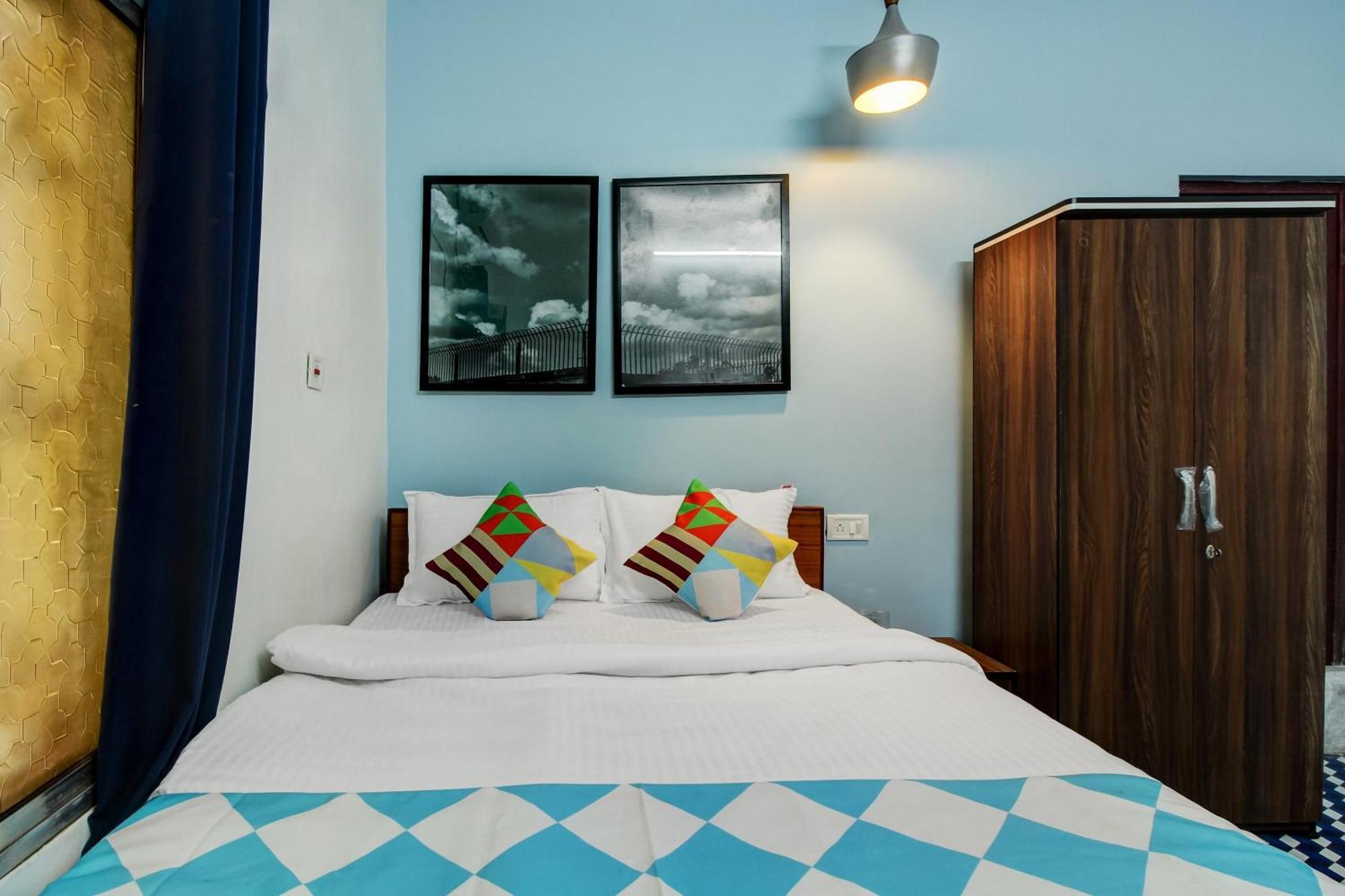 Hotel O Nilay Guest House Behala Exterior photo